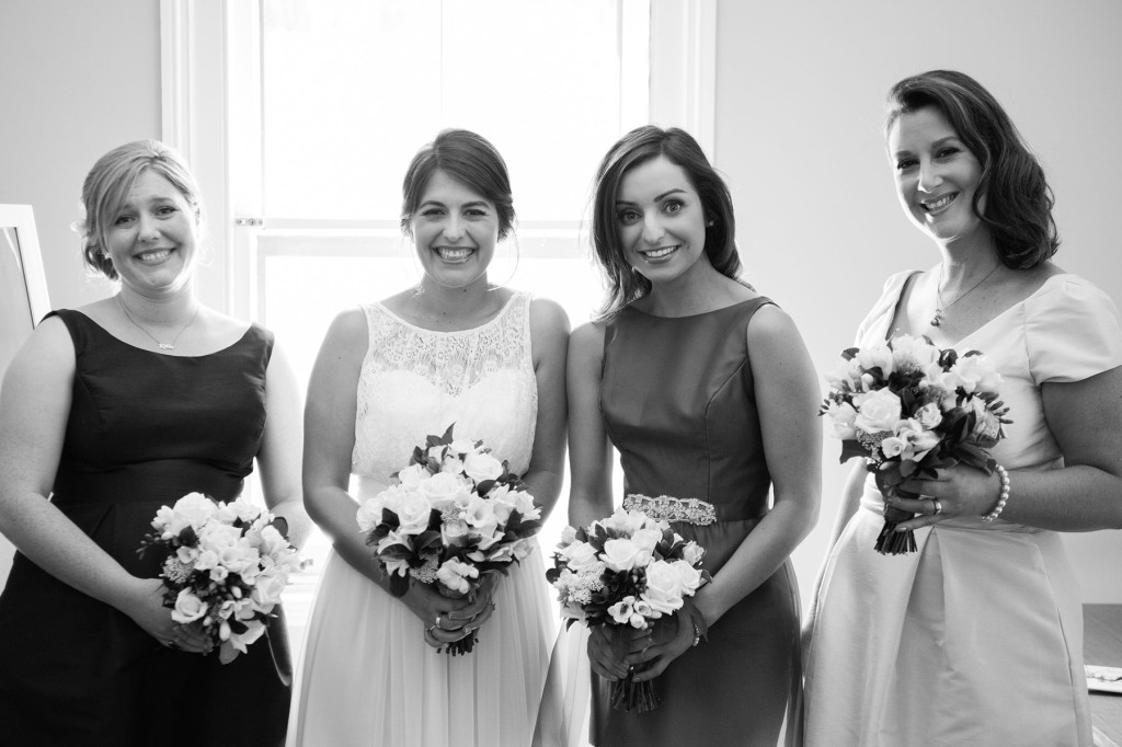 bride-bridesmaids